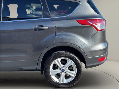 Used 2016 Ford Escape SE w/ Equipment Group 201A image 23