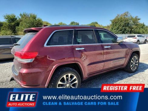 Used 2017 Jeep Grand Cherokee Overland AWD/4WD image 6