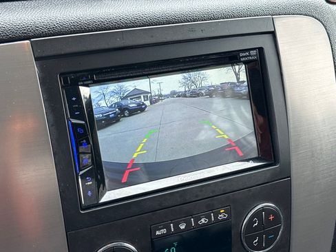 Used 2010 GMC Sierra 2500 SLT w/ SLT Convenience Package image 27