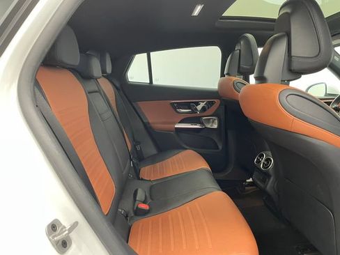 Certified 2025 Mercedes-Benz GLC 300 4MATIC image 19