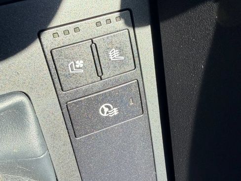 Used 2021 Lexus IS 350 F Sport w/ Navigation Package RWD image 18