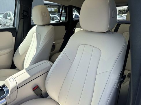 New 2026 Mercedes-Benz GLA 250 image 9