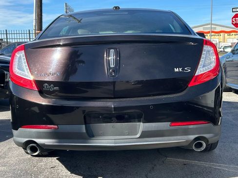 Used 2013 Lincoln MKS image 8