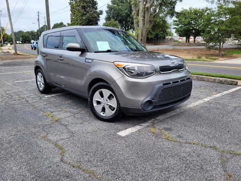 Used 2016 Kia Soul image 1