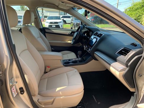 Used 2019 Subaru Legacy 2.5i Premium AWD/4WD image 34