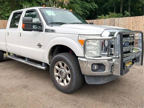 Used 2014 Ford F350 Lariat w/ Lariat Ultimate Package AWD/4WD image 14
