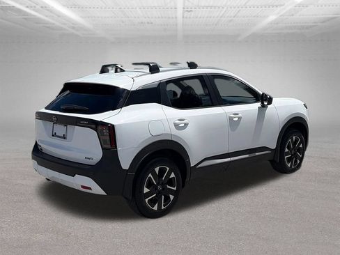 New 2026 Nissan Kicks SV w/ Cold Weather Package AWD/4WD image 6