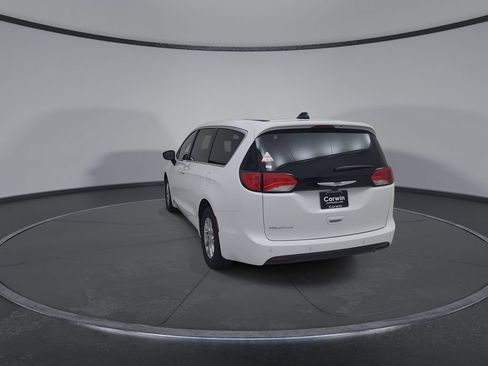 New 2027 Chrysler Pacifica LX FWD image 11