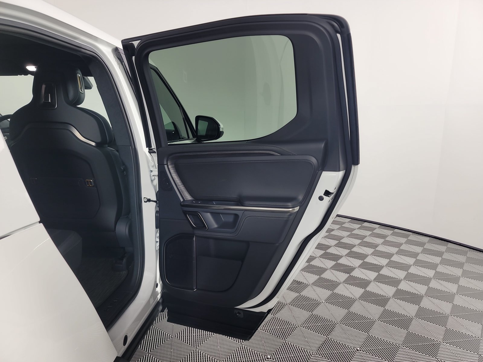 Used 2023 Rivian R1T Adventure Quad AWD/4WD image 19