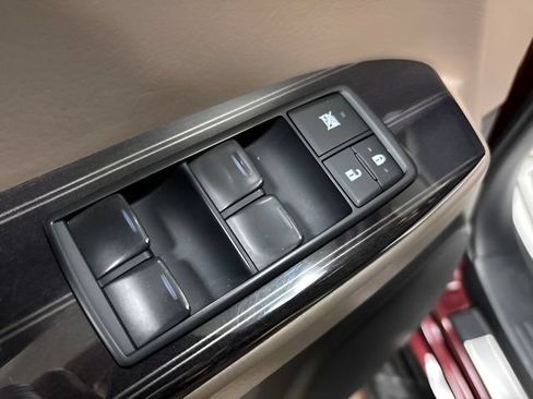 Used 2021 Lexus GX 460 Premium w/ Premium Package AWD/4WD image 12