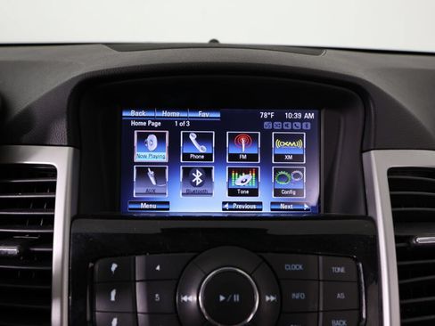 Used 2015 Chevrolet Cruze LT w/ Technology Package FWD image 35