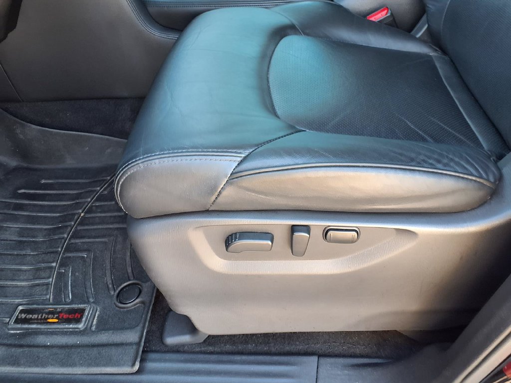 Used 2021 Nissan Armada SL w/ Captain's Chairs Package RWD image 23