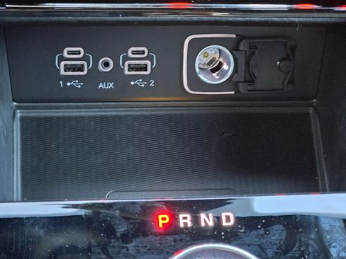 New 2025 Jeep Grand Cherokee Altitude image 15