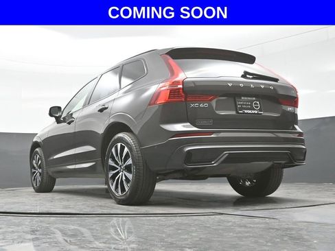 Used 2025 Volvo XC60 B5 Plus w/ Climate Package AWD/4WD image 21