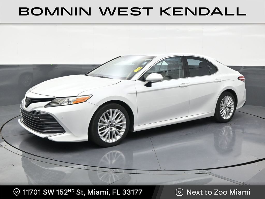Used 2018 Toyota Camry XLE FWD