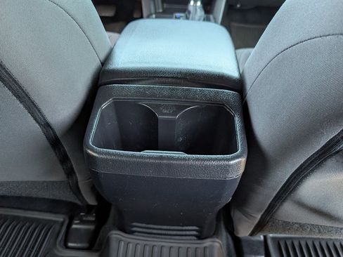 Used 2016 Toyota Tacoma TRD Sport RWD image 7