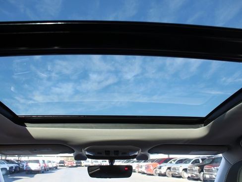 Used 2021 Subaru Ascent Limited w/ Technology Package image 27