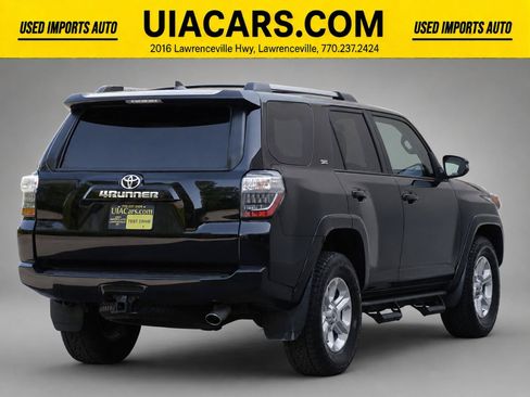 Used 2023 Toyota 4Runner SR5 Premium w/ Moonroof Package RWD image 7