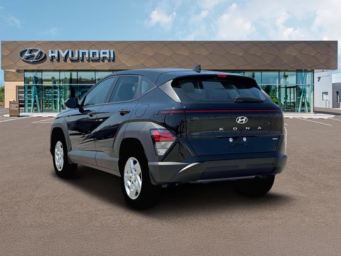 New 2026 Hyundai Kona SE image 5