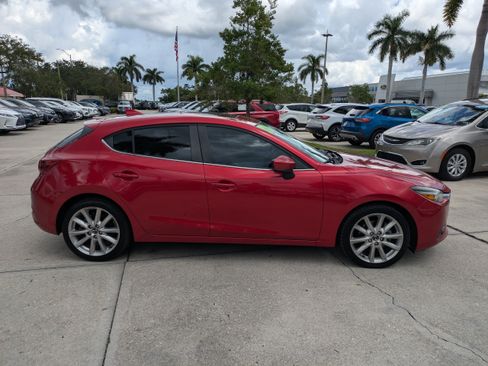 Used 2017 MAZDA MAZDA3 Grand Touring w/ Premium Equipment Package FWD image 3