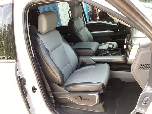 Used 2023 Ford F150 Lariat AWD/4WD image 31