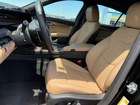 Used 2025 Cadillac CT5 Premium Luxury w/ Technology Package RWD image 12