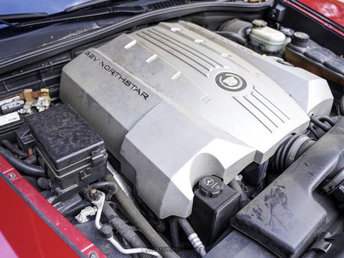 Used 2004 Cadillac XLR RWD image 22