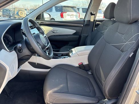 Used 2024 Hyundai Tucson SE image 11