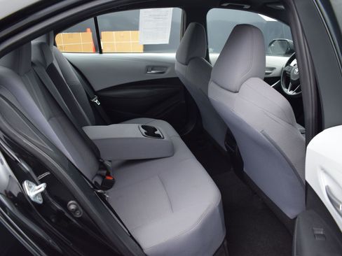 Used 2022 Toyota Corolla SE w/ Carpet Mat Package (TMS) image 11