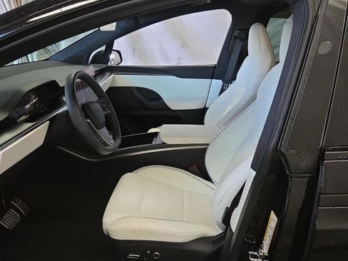 Used 2023 Tesla Model X Plaid AWD/4WD image 3