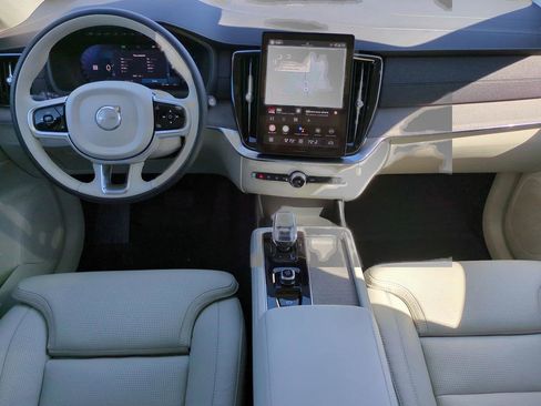 New 2026 Volvo XC90 B6 Ultra w/ Protection Package Premier image 14