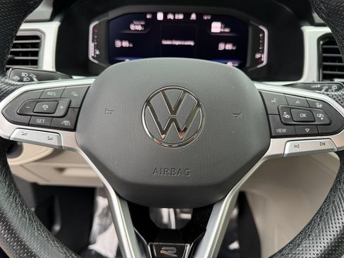 Used 2023 Volkswagen Atlas SEL R-Line AWD/4WD image 23
