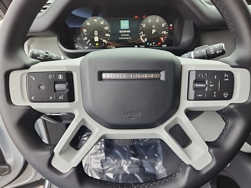 New 2024 Land Rover Defender 110 SE image 16