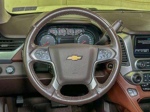 Used 2018 Chevrolet Tahoe Premier AWD/4WD image 34