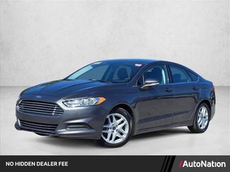 Used 2015 Ford Fusion SE FWD video 1