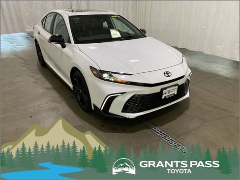 New 2026 Toyota Camry XLE w/ Convenience Package image 1