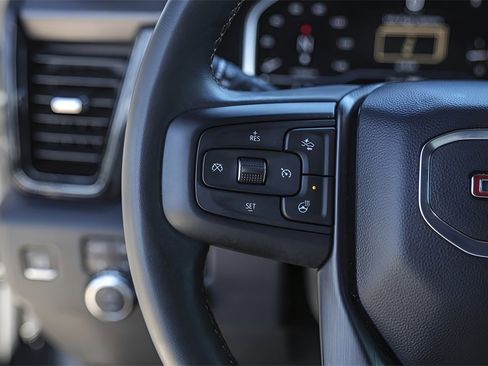 Used 2024 GMC Sierra 2500 AT4 w/ AT4 Premium Plus Package image 14