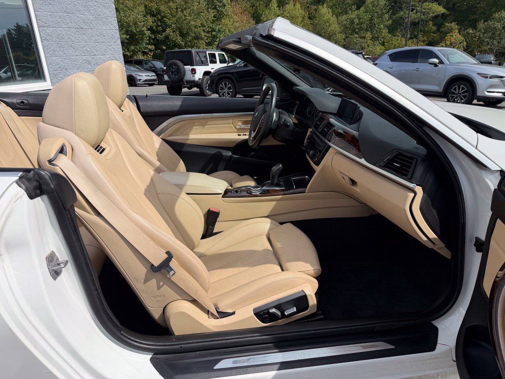Used 2017 BMW 430i xDrive Convertible AWD/4WD image 22