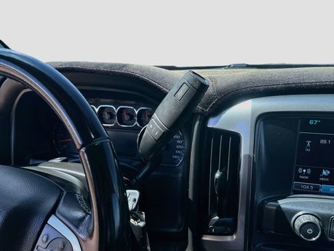 Used 2018 Chevrolet Silverado 1500 LT w/ All Star Edition AWD/4WD image 16