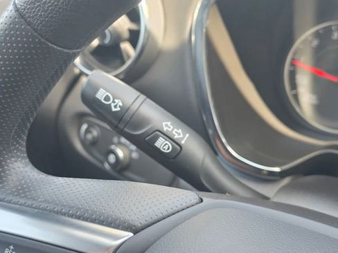 Used 2025 Chevrolet Blazer LT FWD image 36