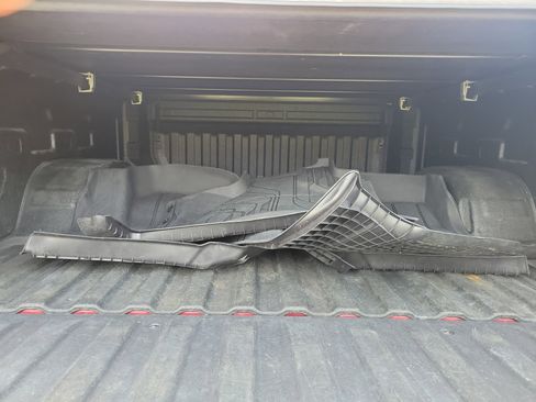 Used 2019 Chevrolet Silverado 1500 LT w/ All-Star Edition image 8