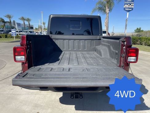 Used 2021 Jeep Gladiator Sport AWD/4WD image 25