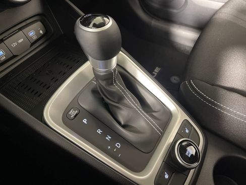 New 2026 Hyundai Venue SEL image 24