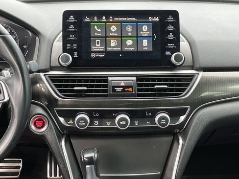 Used 2019 Honda Accord Sport image 16