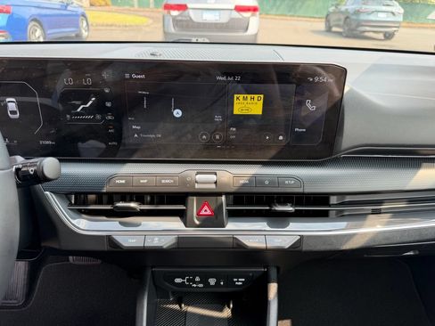 Used 2025 Kia K4 GT-Line w/ GT-Line Premium Package FWD image 21