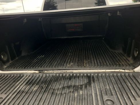 Used 2021 RAM 1500 Big Horn RWD image 15