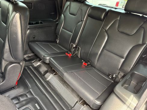 Used 2022 Kia Telluride S image 14