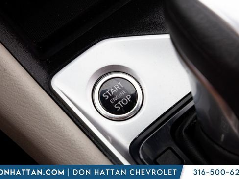 Used 2025 Nissan Altima 2.5 SV FWD image 13