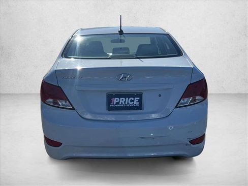 Used 2017 Hyundai Accent SE image 6