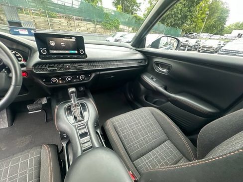 Used 2024 Honda HR-V Sport image 27